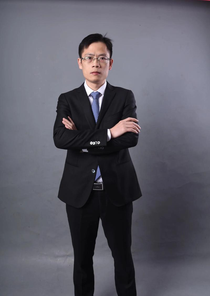 褚百胄 UI/UX设计总监